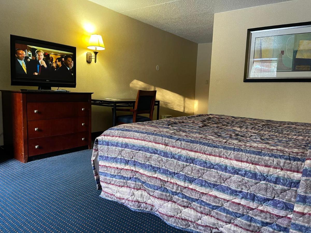 Budget Inn Temple Hills Exteriér fotografie