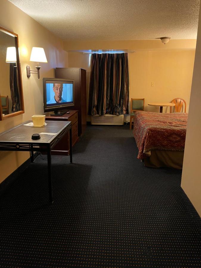 Budget Inn Temple Hills Exteriér fotografie