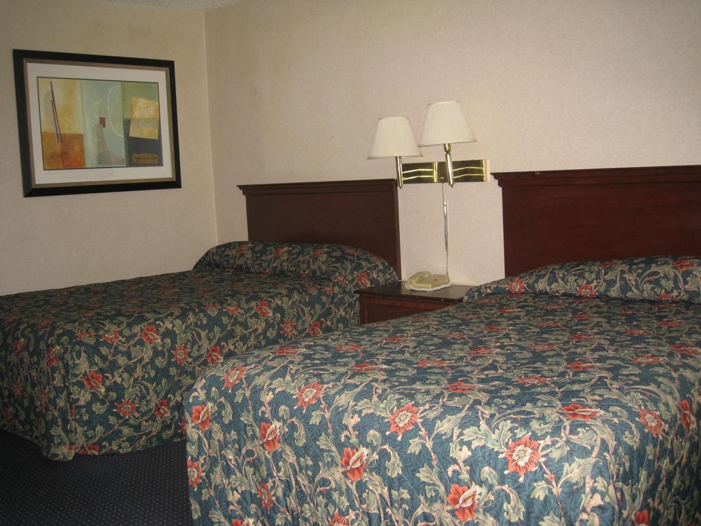 Budget Inn Temple Hills Exteriér fotografie